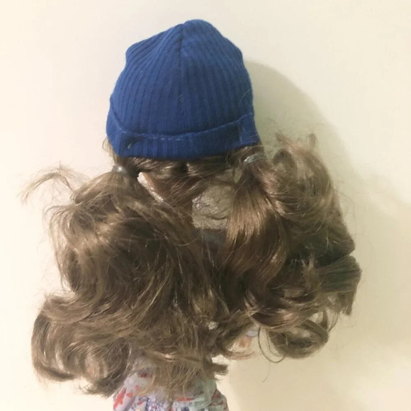 Liv Doll Katie with Brunette Wig with  Hat Articulated Doll - Picture 7 of 16